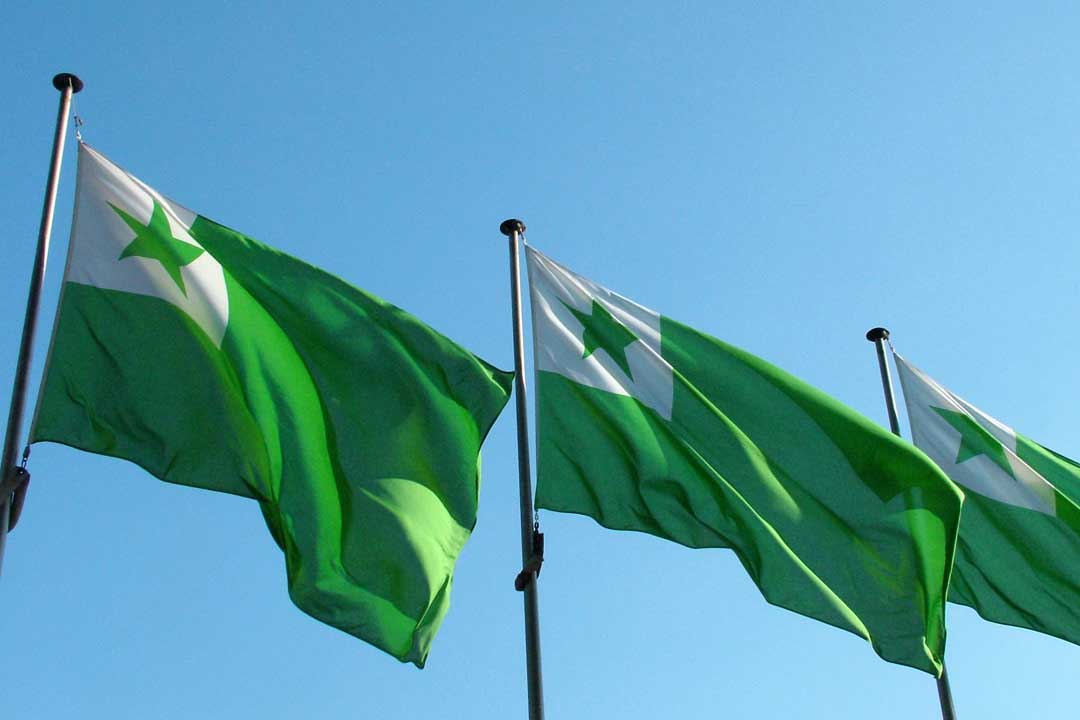Teaching languages through Erasmus Esperanto program Esperanto & Peace Culture